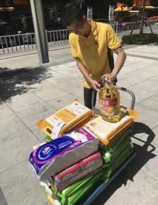 蘇寧小店818半價日銷售觀察 野里河大米銷量奪冠，成人用品表現亮眼